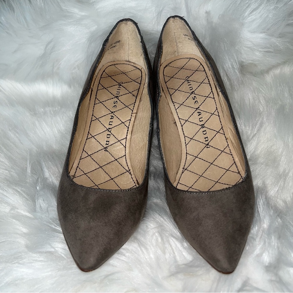 Chinese Laundry Savvy Suede Pointed Toe Pumps | Parisian Chic Heels - Picture 6 of 10